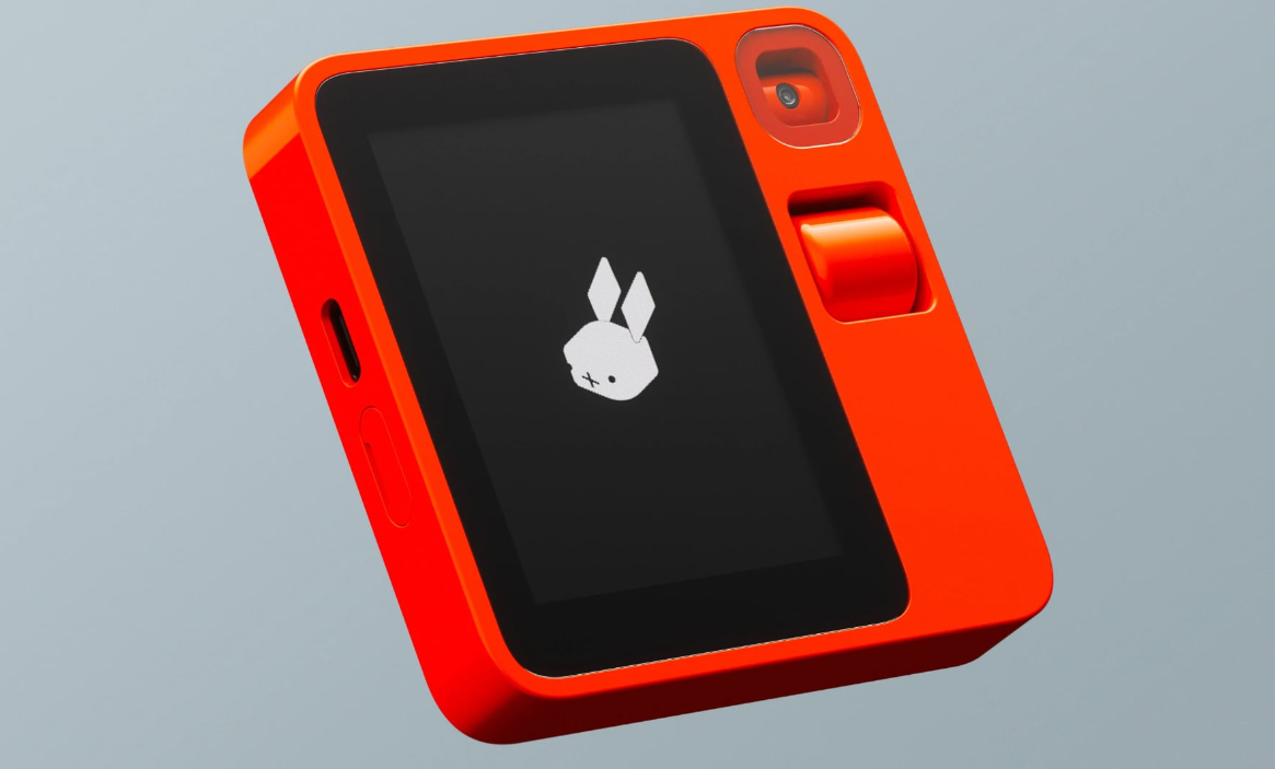 Rabbit R1,一台亮橙色的小方形 AI 硬件,2024 年 CES 首次亮相